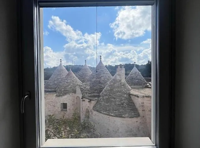 Trulli In Vigna Selva Di Fasano